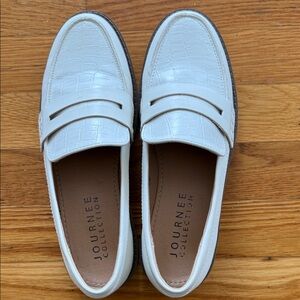 Journee Collection Cream Croc-Embossed Loafers